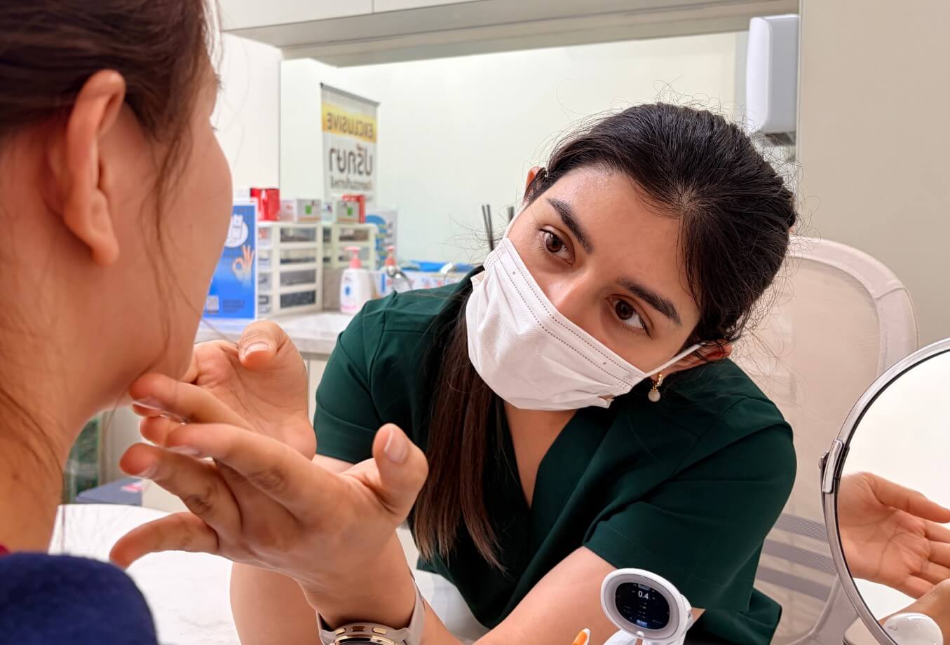 Doctor consultation for IV drip therapy at Edition Clinic Thonglor Bangkok