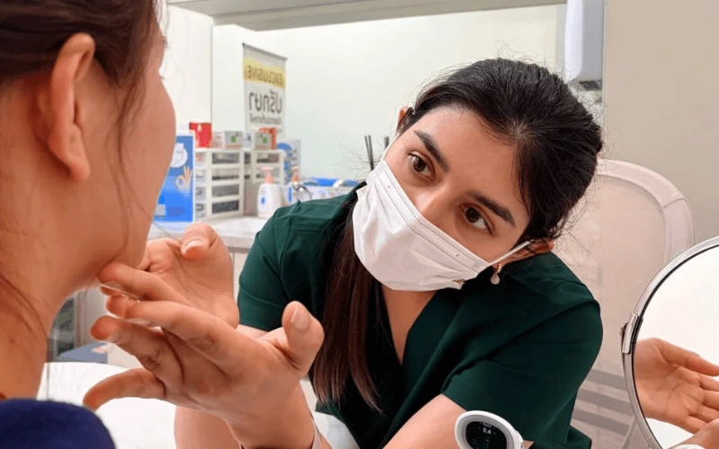 Doctor consultation for biostimulator treatment at Edition Clinic Bangkok