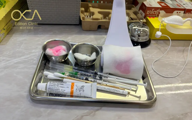 Preparation tray with a Xeomin vial, preservative-free saline and syringe at Edition Clinic Bangkok